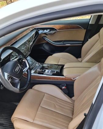 Audi A8 cena 210000 przebieg: 97000, rok produkcji 2019 z Warszawa małe 667